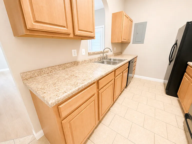 1857 N Orie Dr — Photo 9
