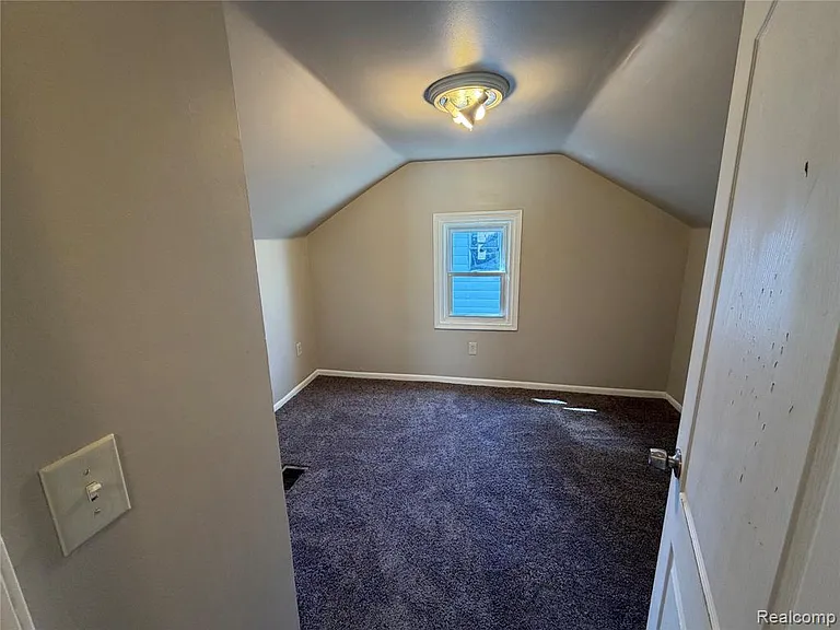7720 Asbury Park — Photo 7