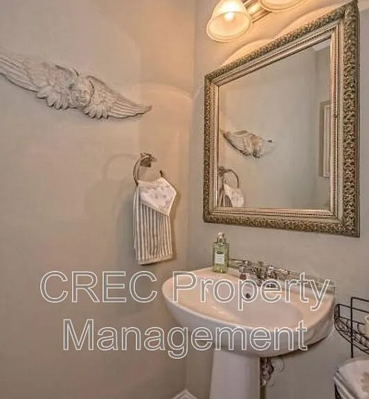 3639 Bagley Dr — Photo 13