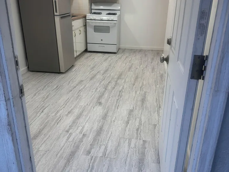 754 Bradford St #1 — Photo 9