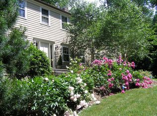 43 Bradley Rd, Weston, CT 06883