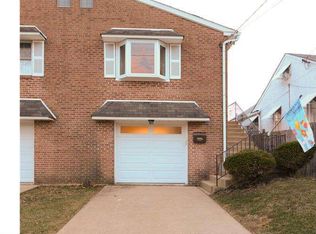 726 Chandler St, Philadelphia, PA 19111