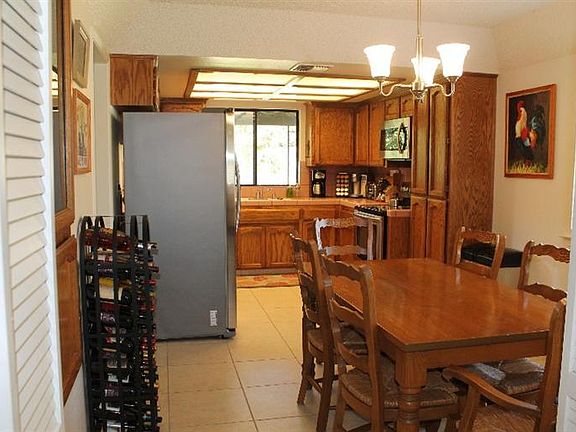 4th image of 1816 E Pryor Dr