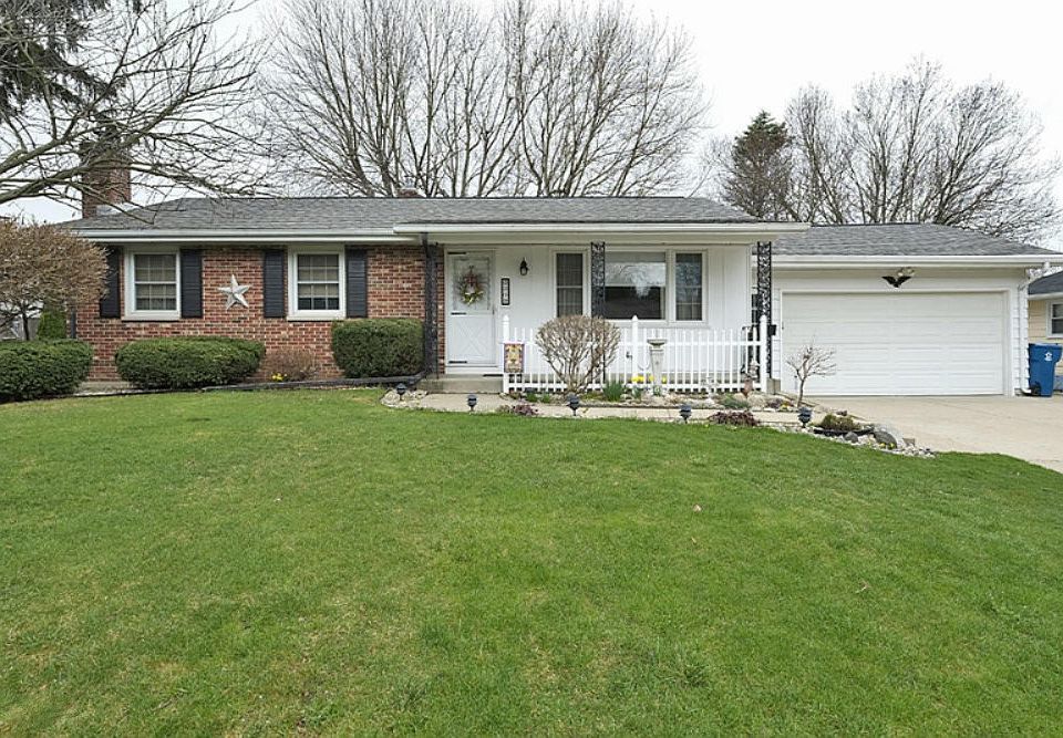 1st image of 2319 Skyline Dr