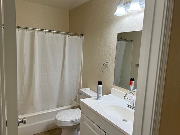 3rd image of 2529 Waudman Ave