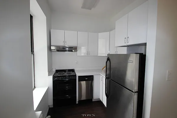 Rented by Town Residential | media 24