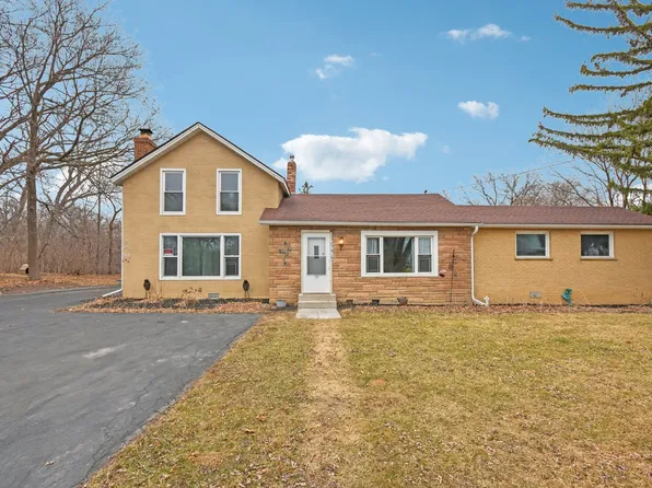 25616 W Lake Shore Dr, Ingleside, IL 60041