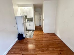 317 W 29th St APT 4B, New York, NY 10001