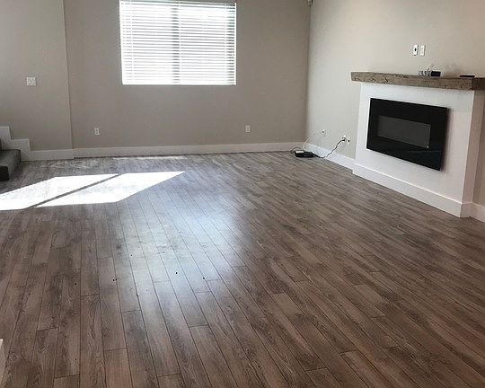 3rd image of 5632 Hazeltine Ave