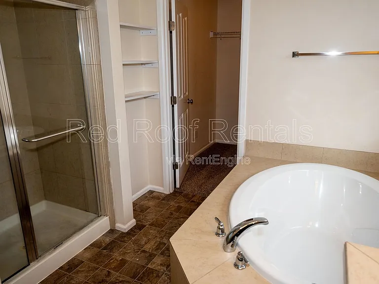 2530 193rd St E — Photo 12