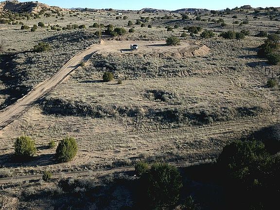3rd image of 26 E Arroyo Alamo