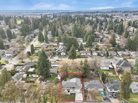 3rd image of 11735 210th St