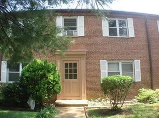 2802 16th Rd S #2802B, Arlington, VA 22204