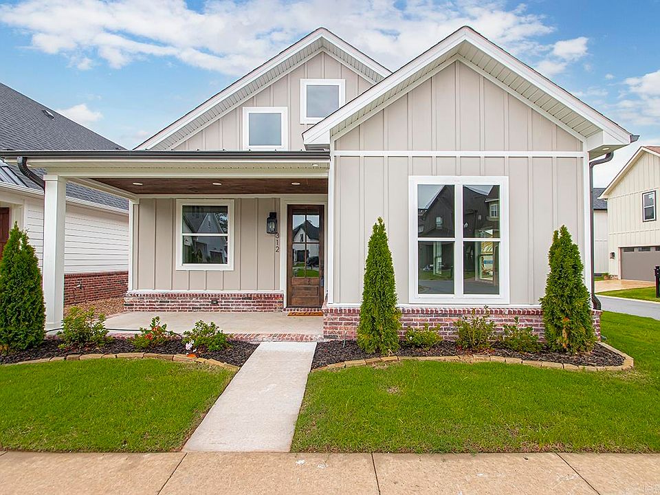 1st image of 312 Gardens Ln