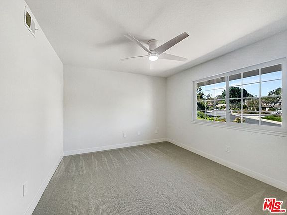 5th image of 698 Lynnmere Dr