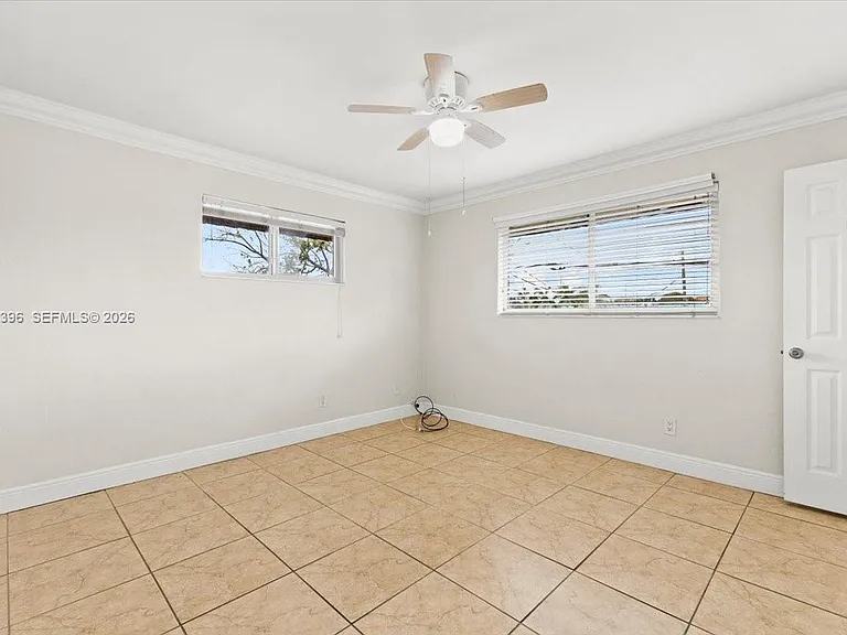 2323 Van Buren St #208 — Photo 11