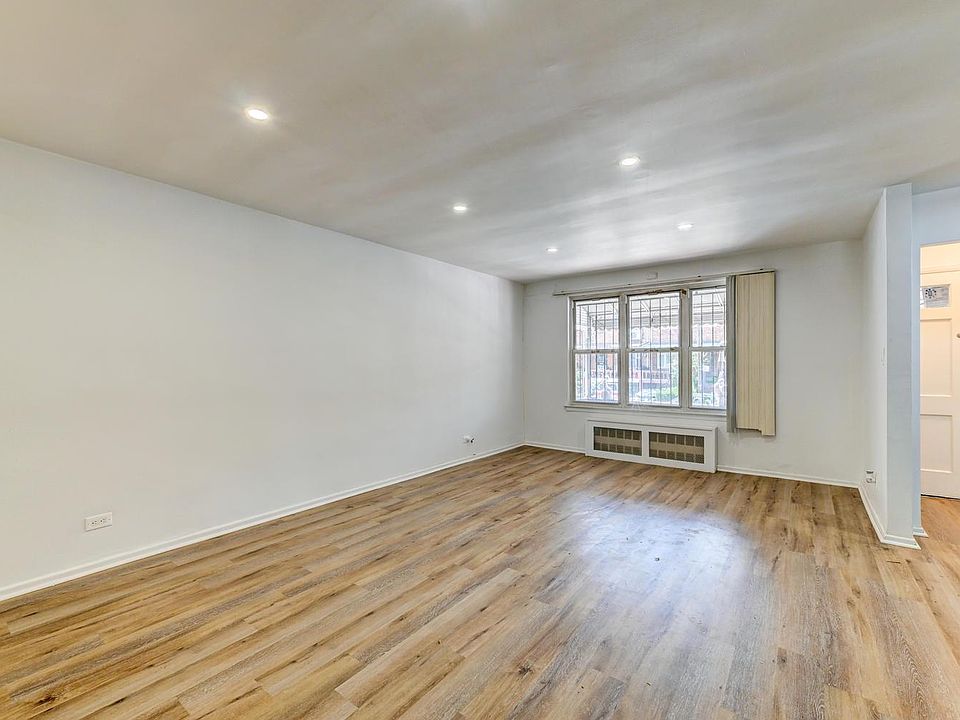 1st image of 2521 88th St