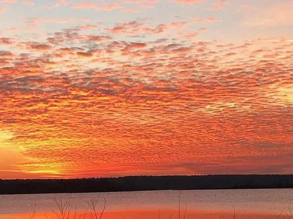 23797 NE 189th St, Fort Mc Coy, FL 32134