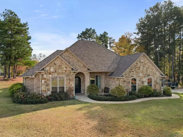 152 Purslane Dr, Kilgore, TX 75662