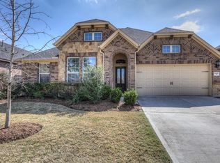 8210 Peppervine Ct, Conroe, TX 77385