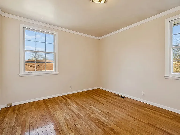 7424 George Gaines Rd — Photo 10