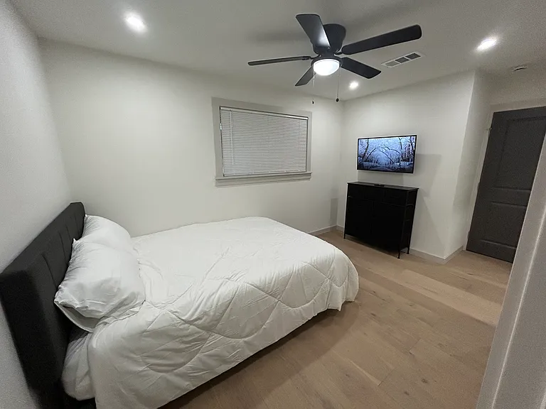 6917 Allview Ln — Photo 10
