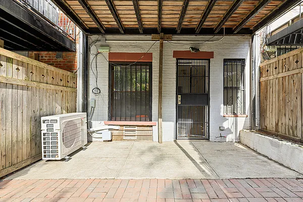 Rented by Compass | media 17