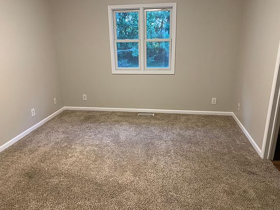 5th image of 1041 Winter Haven St #1041