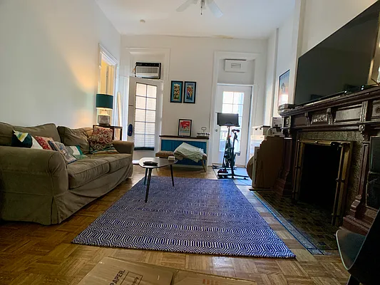 Rented by Building Equity Real Estate LLC | media 10