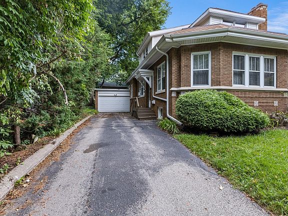 3rd image of 2118 Princeton Ave