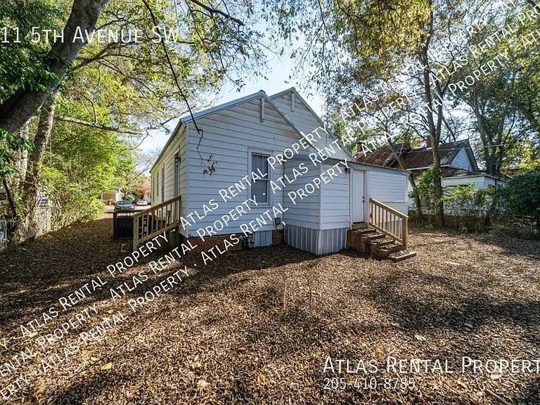 611 5th Ave SW — Photo 2