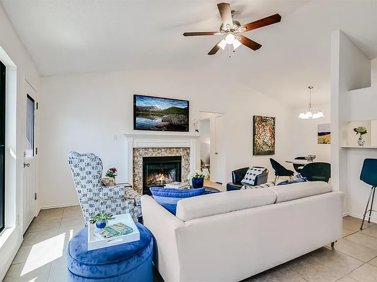 439 Sailmaster St #B — Photo 6