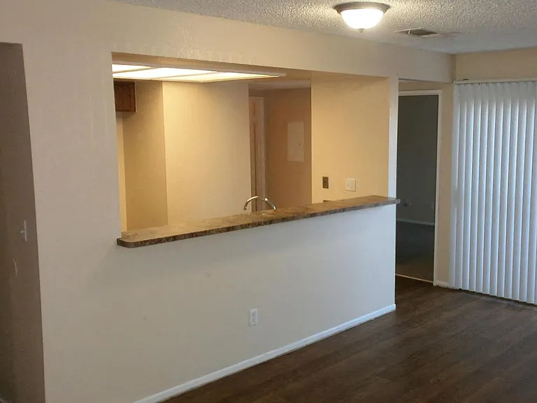 Madison Park Apartments — Photo 32