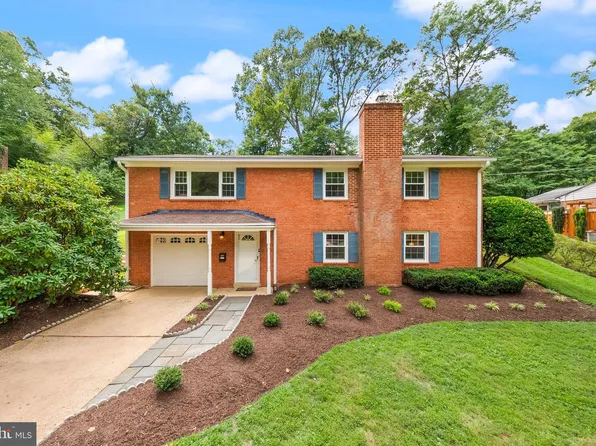 4426 Rockcrest Dr, Fairfax, VA 22032