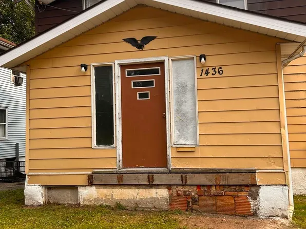 1436 Sara Ave, Akron, OH 44305