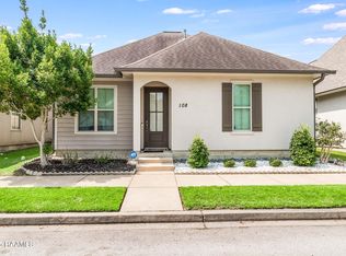 108 Laurel Grove Blvd, Youngsville, LA 70592