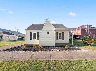 321 Etna St, Ironton, OH 45638