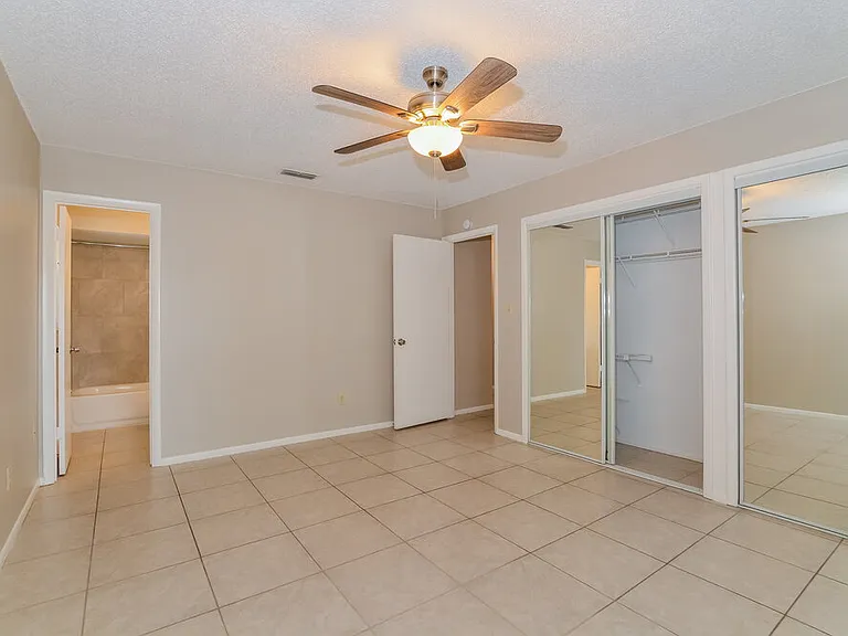1448 La Paloma Cir — Photo 9