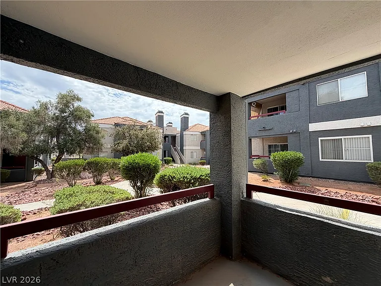 8600 W Charleston Blvd #1044 — Photo 16