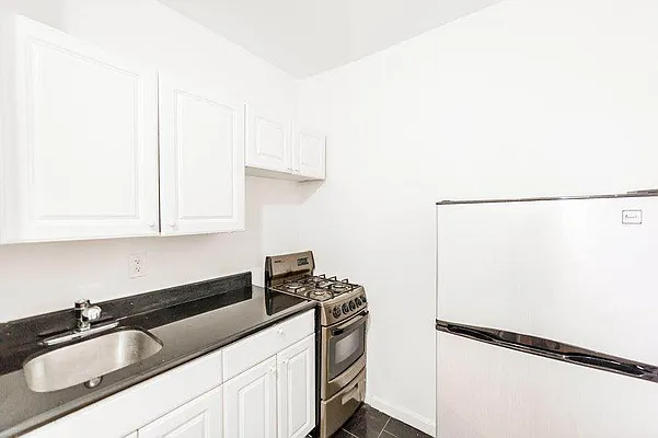 Rented by Compass | media 2