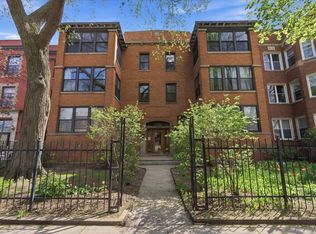 4753 N Malden St #2N, Chicago, IL 60640