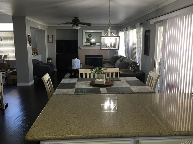 1575 Julian Ct — Photo 3