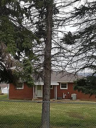 3rd image of 1924 Sylvan Ave