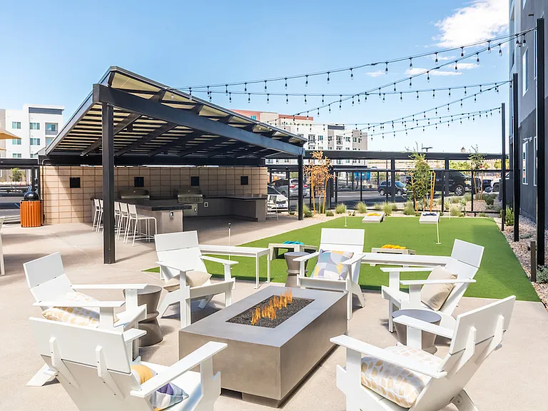 Marlowe Centennial Hills — Photo 17