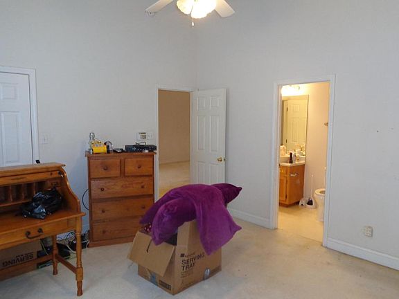 4th image of 1009 Huntington Pl