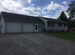 1934 Roberts Rd, Basom, NY 14013