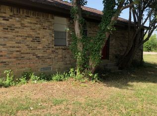 1902 S Uhl Rd, Glenn Heights, TX 75154