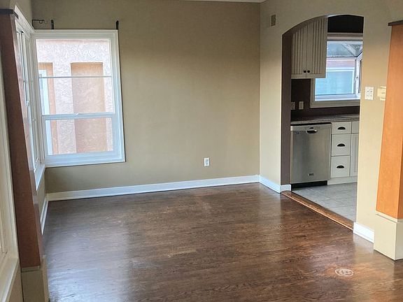 4th image of 1537 E Ocean Blvd APT 3