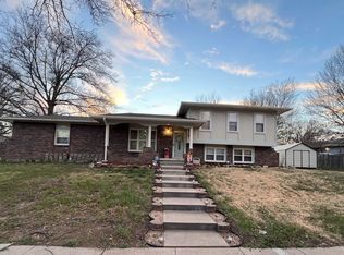1223 N Century St, Mulvane, KS 67110