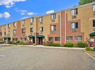 25-04 120th St UNIT D1F, Flushing, NY 11354